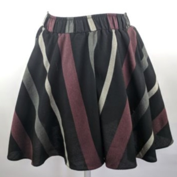 BCBGeneration Striped Mini-Skirt Pockets $59 - Picture 1 of 8